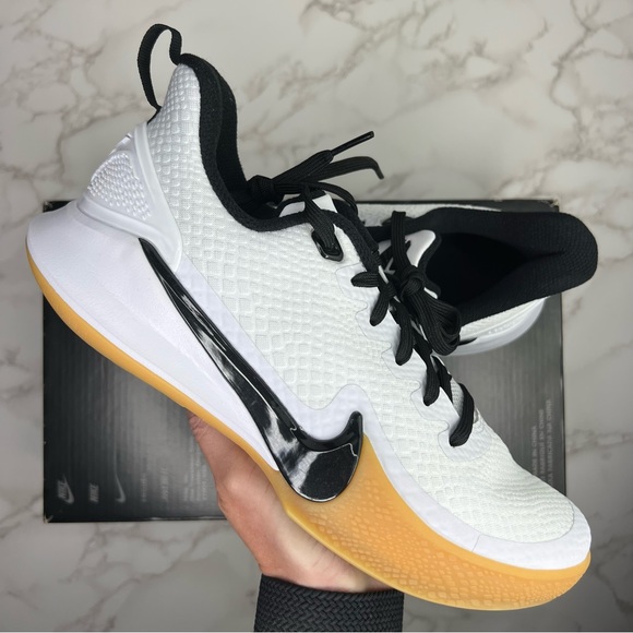 Nike Kobe Mamba Focus Sneakers - Picture 4 of 16